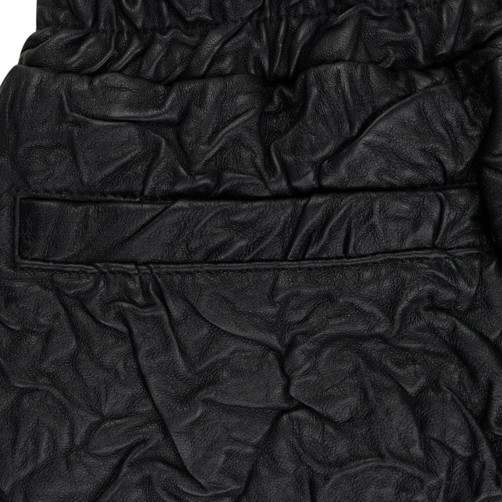 BLACK CRINKLED TAILORED SHORTS