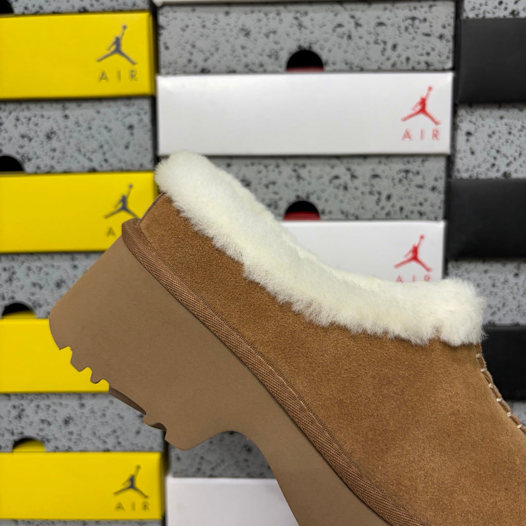 UGG Funkette Platform Clog – Women's Sherpa-Collar Suede Mule in Chestnut