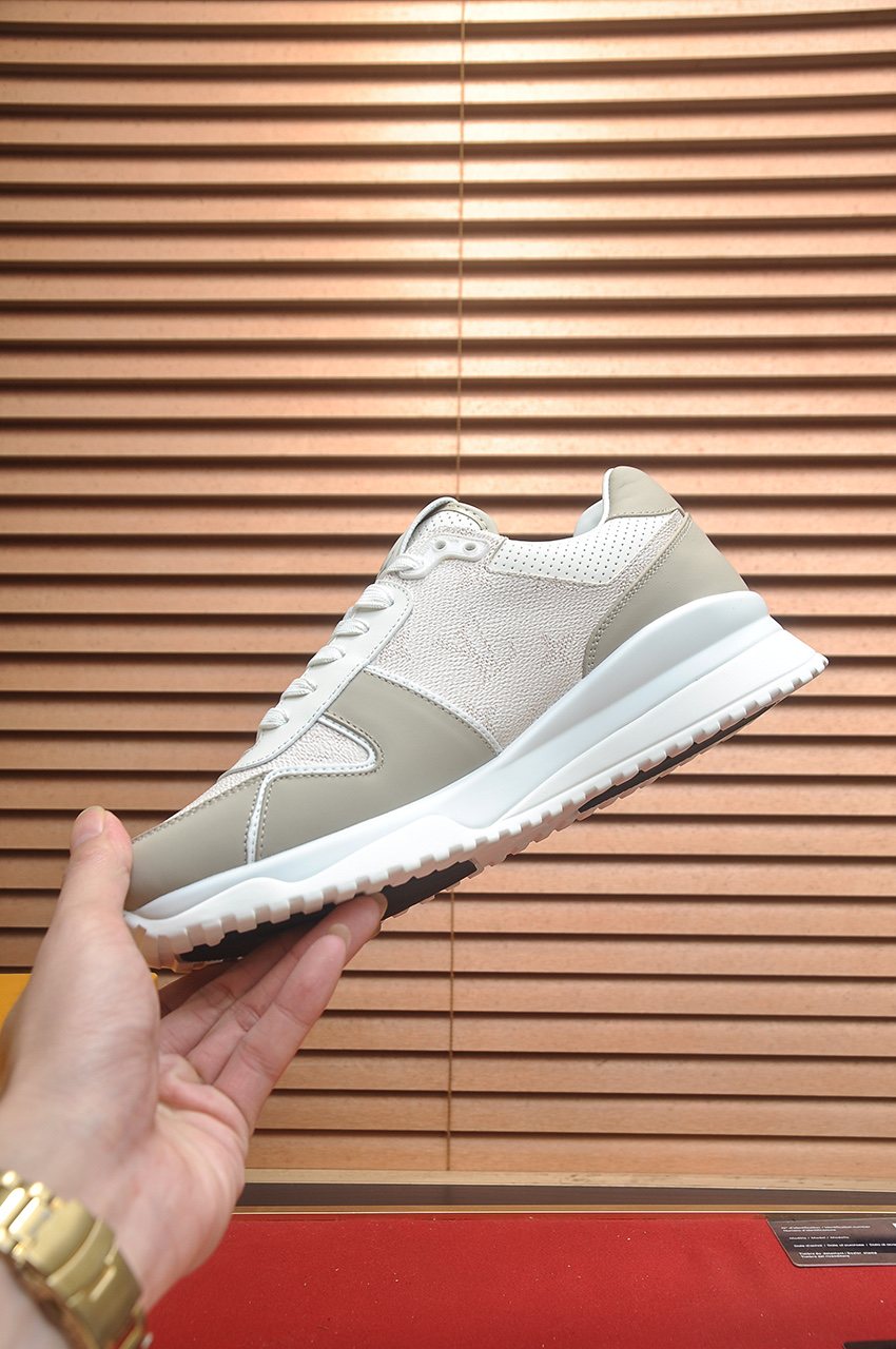 Louis Vuitton Panel Low-Top Sneakers